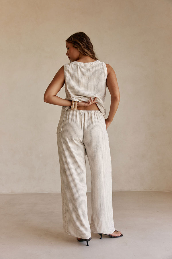 Capri Pants