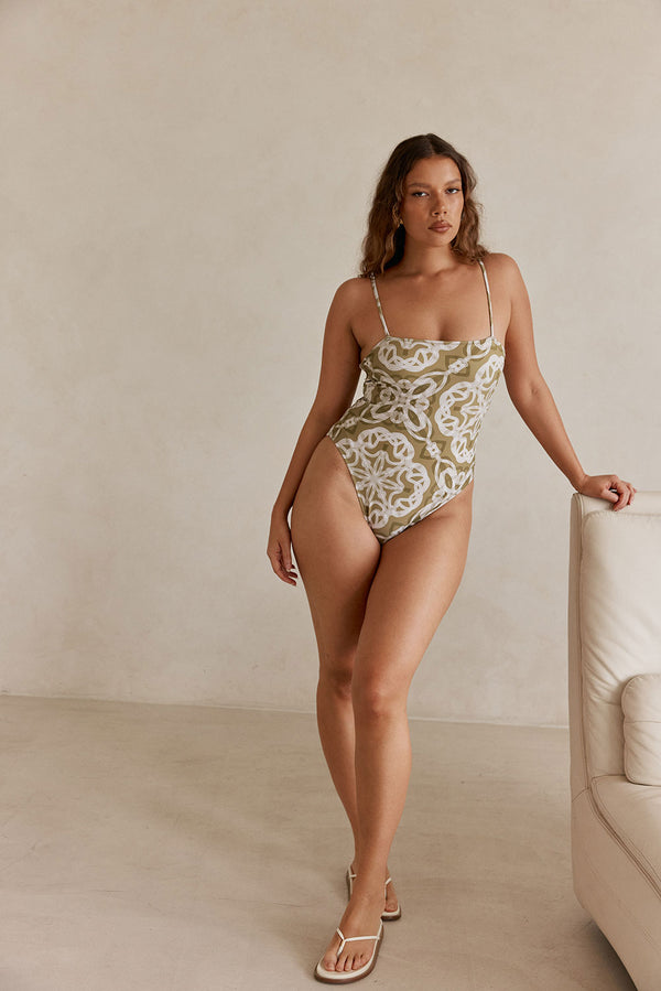 Baja One Piece - Oliva
