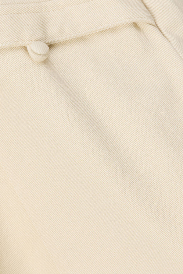 true-to-color:#ffffff