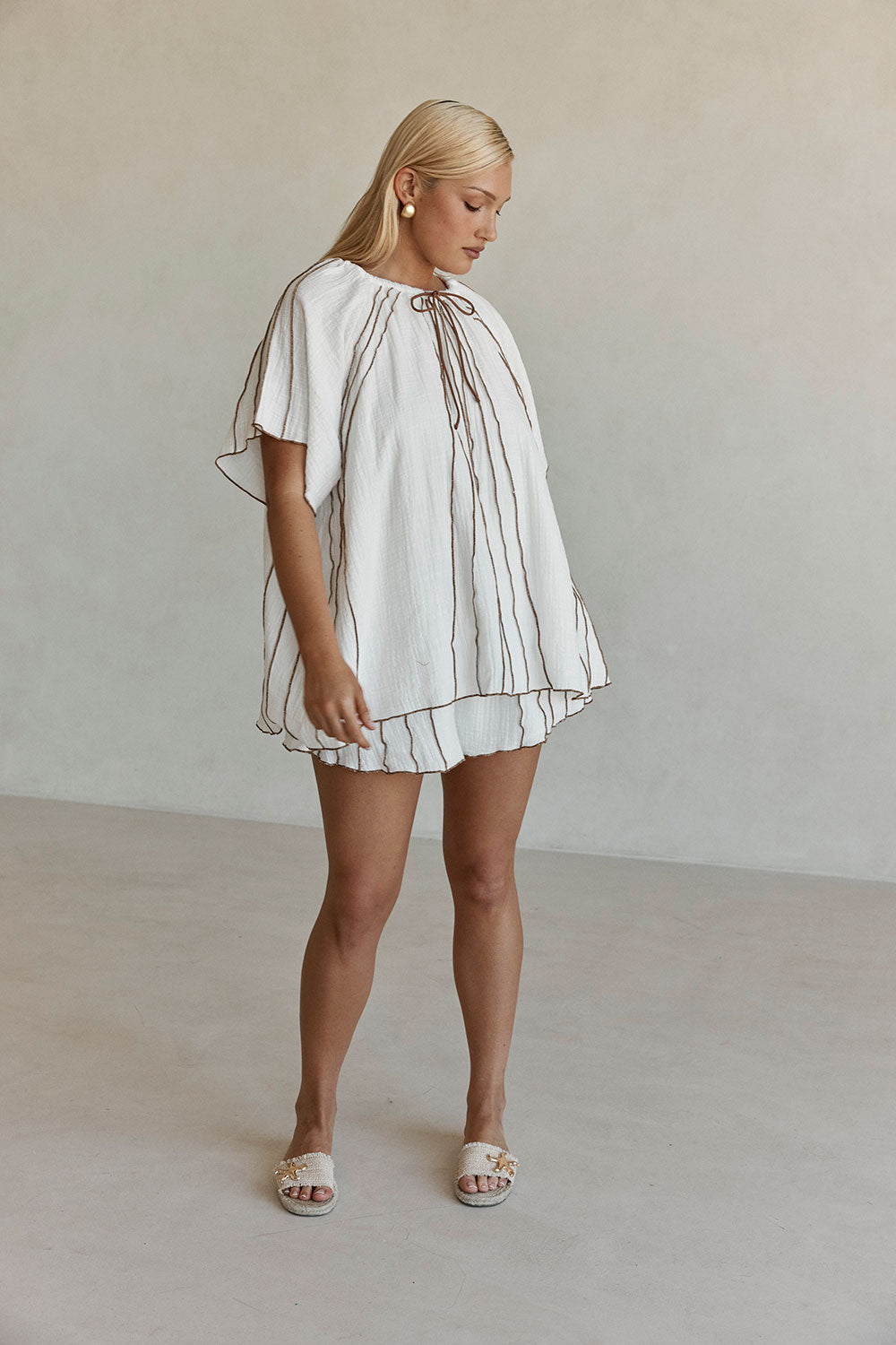 Ciri Top