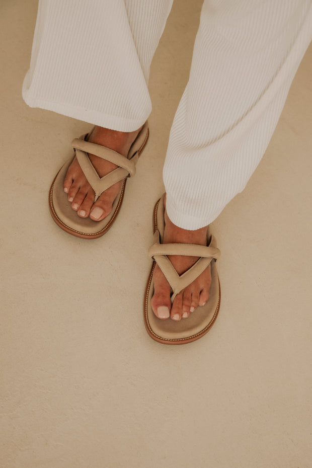 Vivian Sandals - Camel