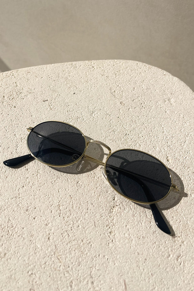 Oval Amari Sunglasses