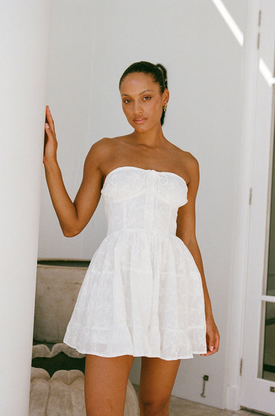 Beautiful 2001 Richard Tyler Ivory Silk Chiffon Corset Dress w Gathere –  Shrimpton Couture