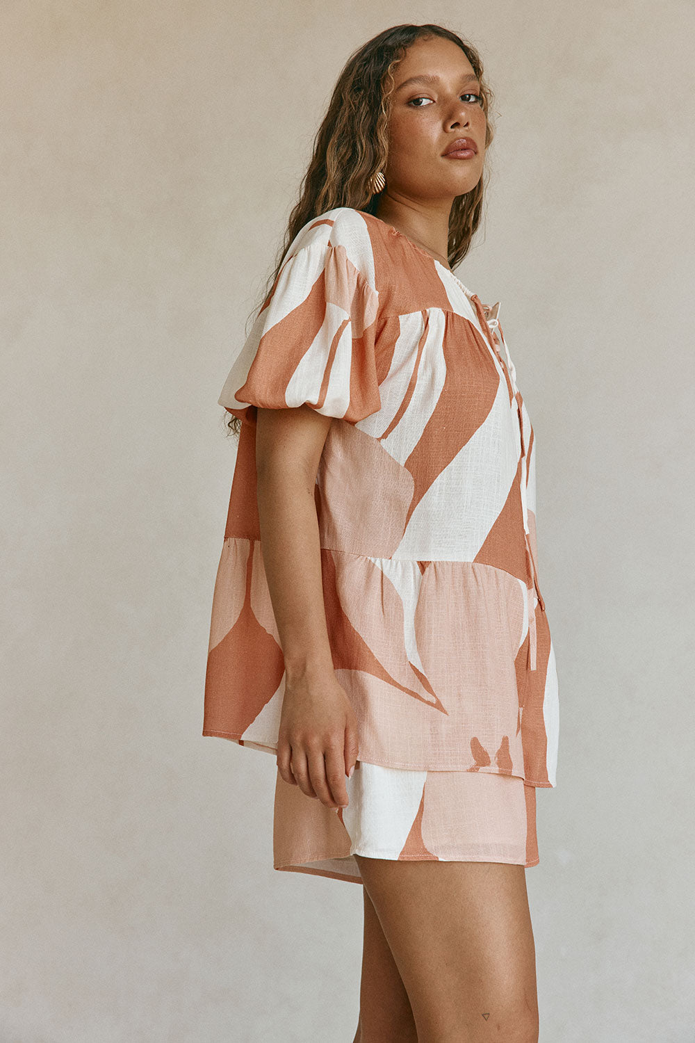 SAMPLE-Ales Top - Peach Solanto