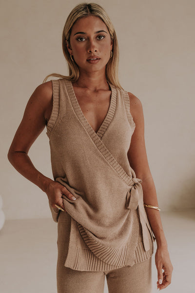 Della Top