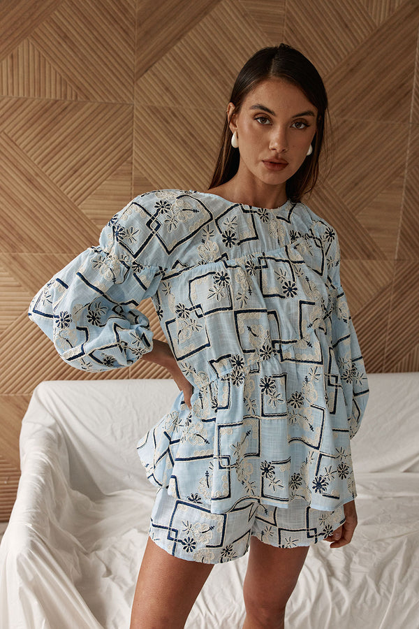 Akel Shorts - Winter Flora