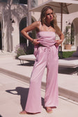 Video, Tamar Pants