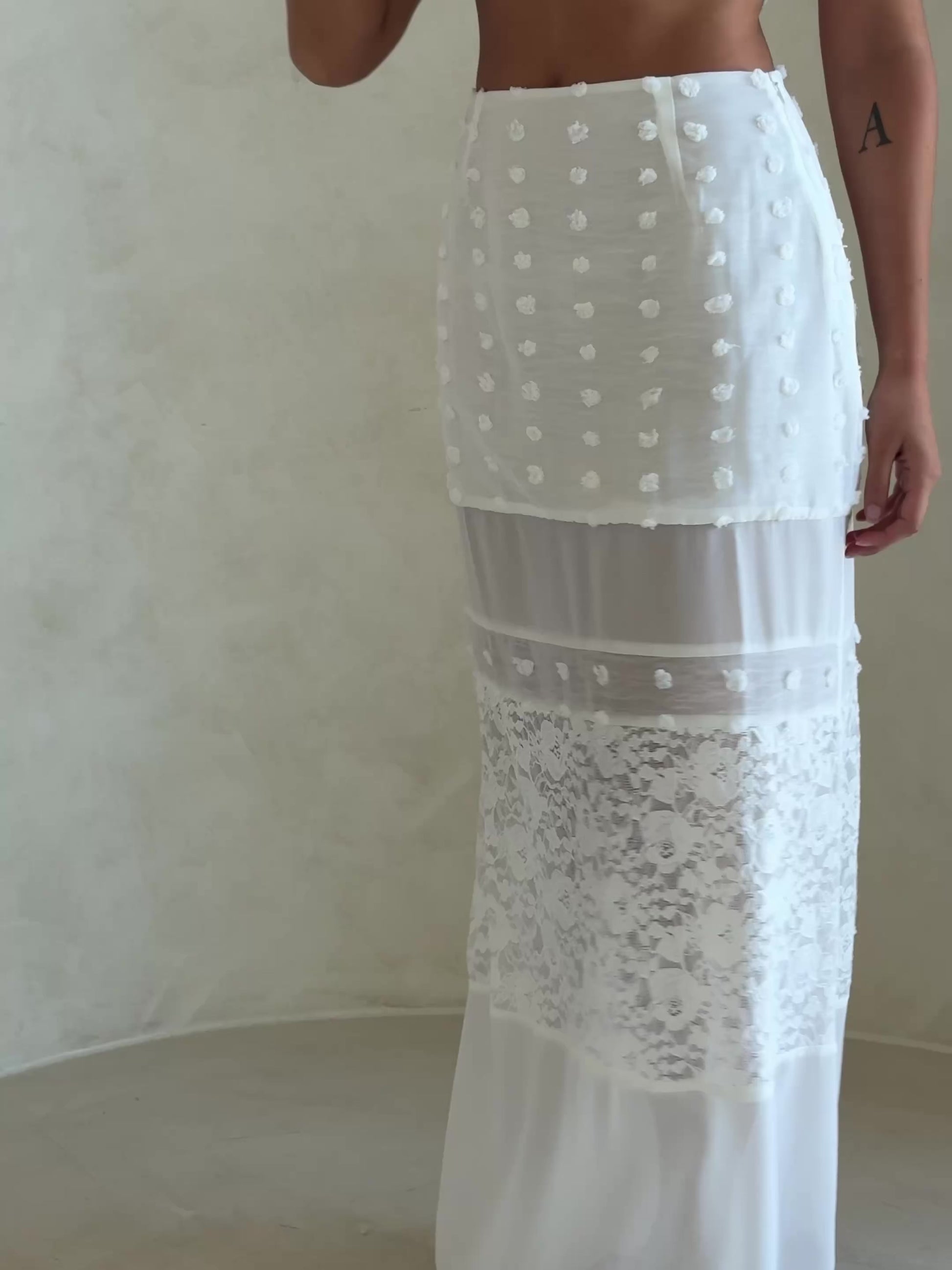 Tres Skirt