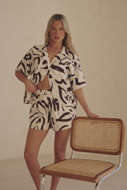 Seona Shorts - Fleur Lines